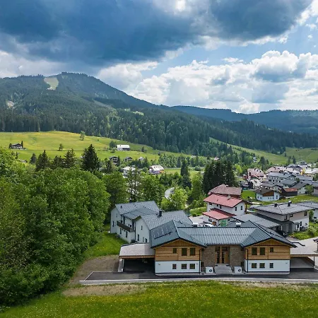 Dachstein Apartman Russbach am Pass Gschütt